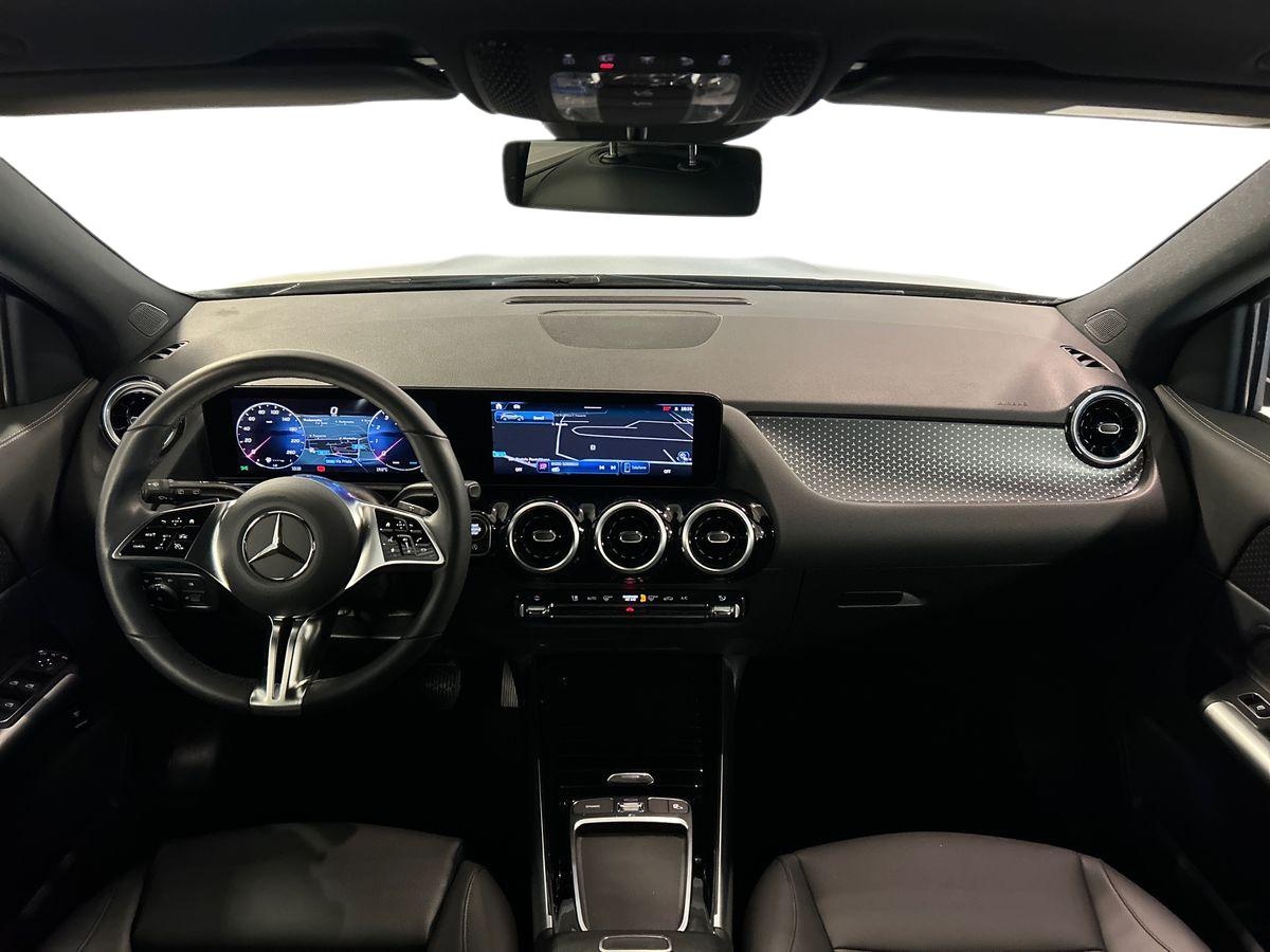 Mercedes  GLA 180 Progressive Advanced auto - 9