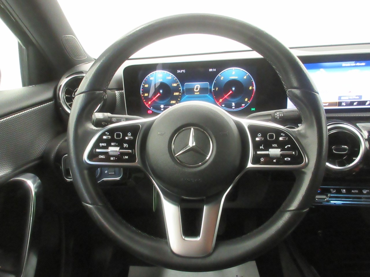 Mercedes Classe A Classe A 180 D Sport Extra 7G-DCT - 15