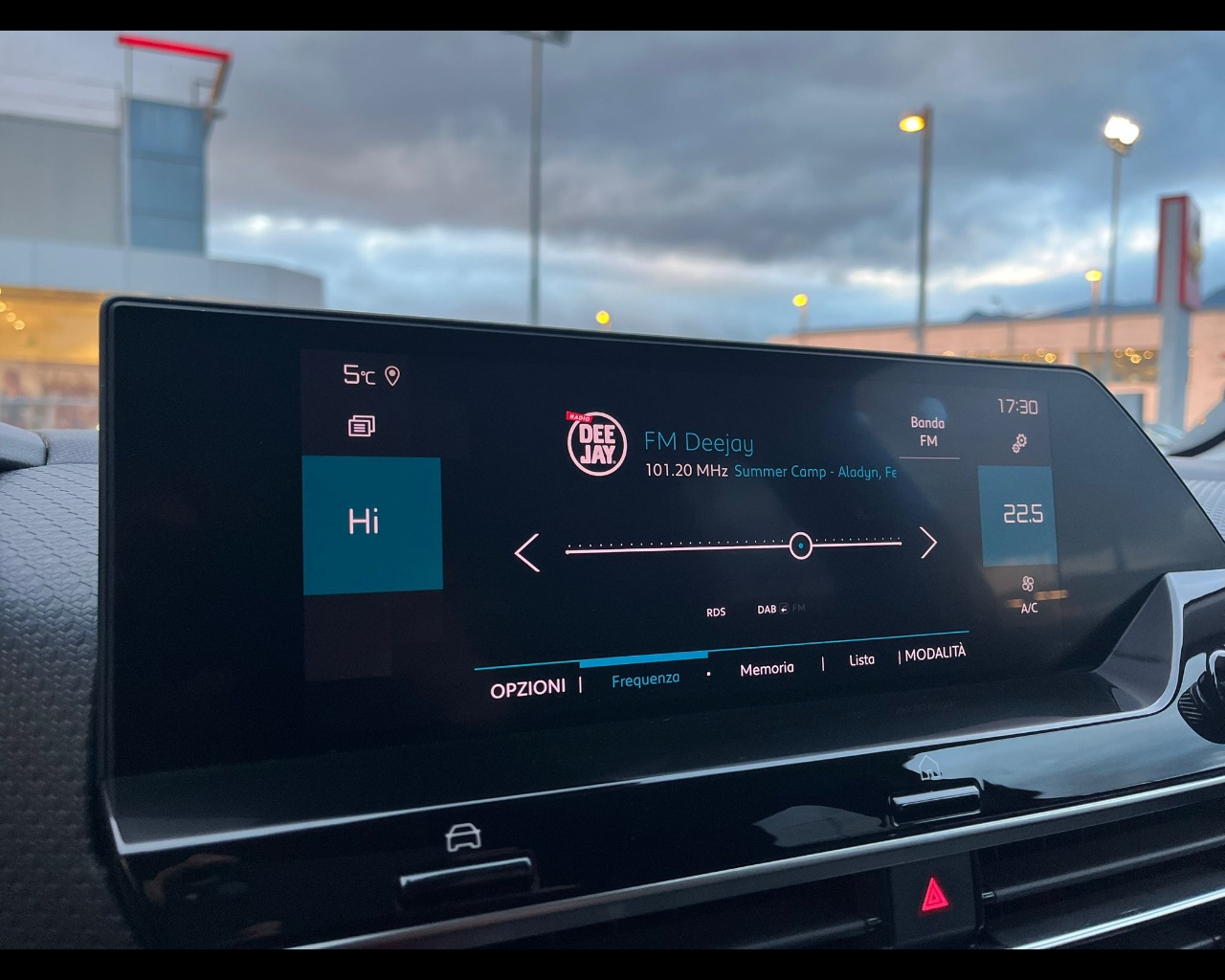 Foto CITROEN C4 1.2 puretech Shine s&s 130cv eat8