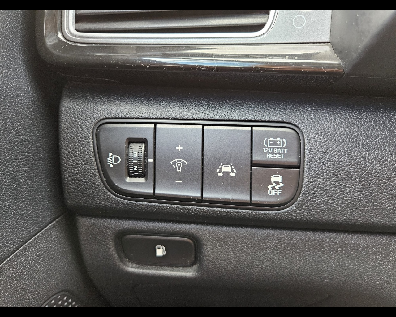 Foto KIA Niro 1.6 gdi hev Style dct 