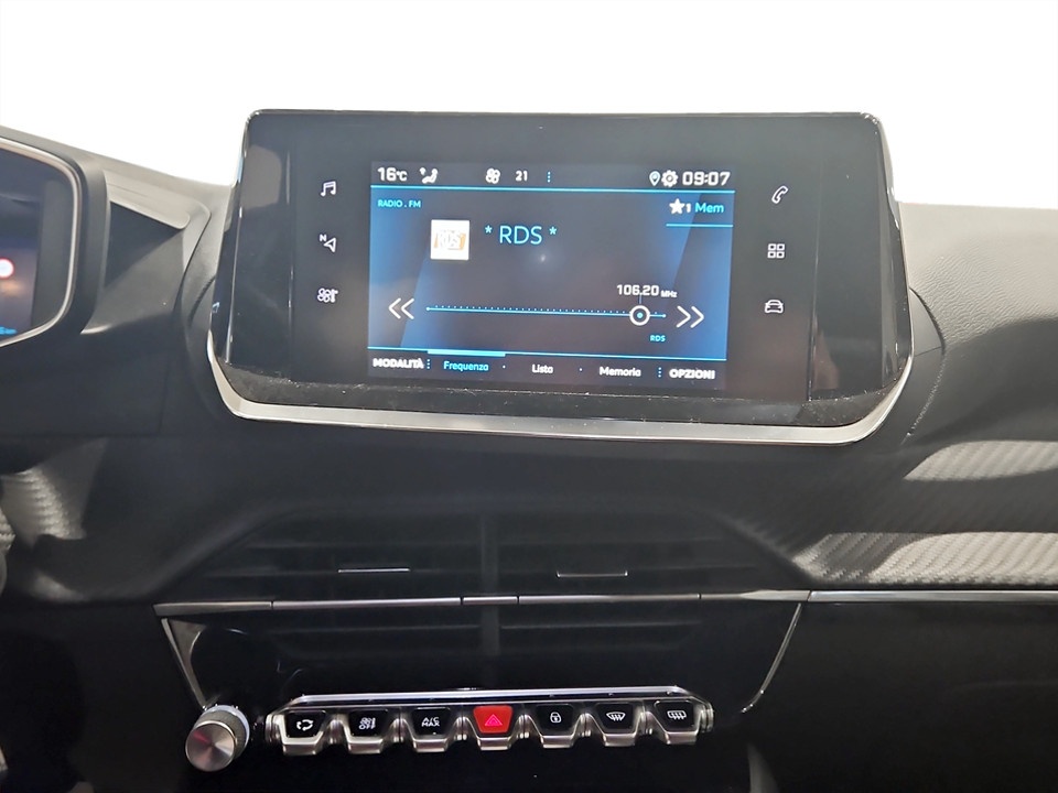 PEUGEOT 2008 1.2 puretech Allure Pack s&s 100cv Benzina Usato - 7