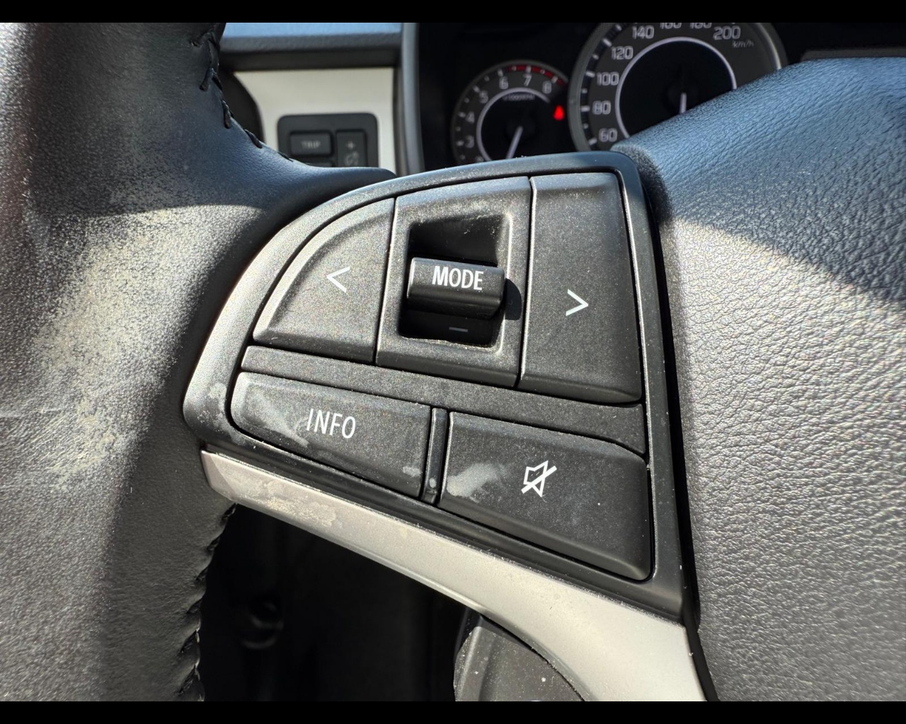 Foto SUZUKI Ignis 1.2h Easy Top 4wd allgrip