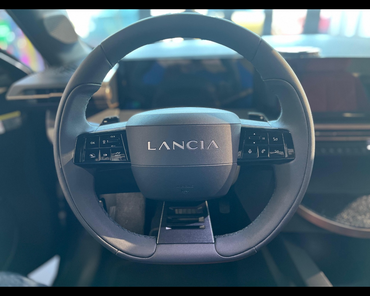 Foto LANCIA Nuova Ypsilon Ibrida Ypsilon Lx 1.2 100cv Ibrida