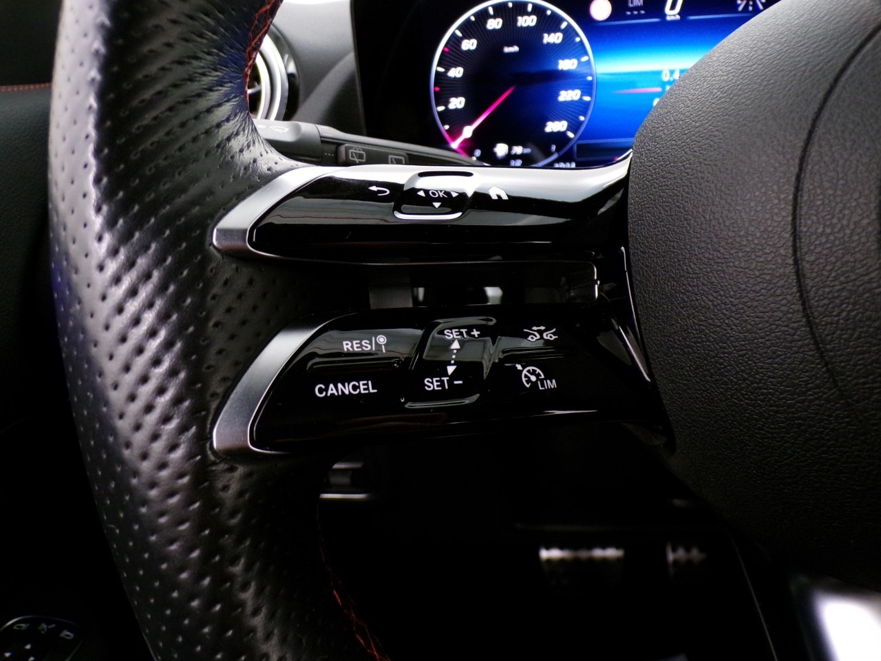 Mercedes  GLA 250 e Plug-In-Hybrid AMG Line Advanced Plus 8G-DCT - 17
