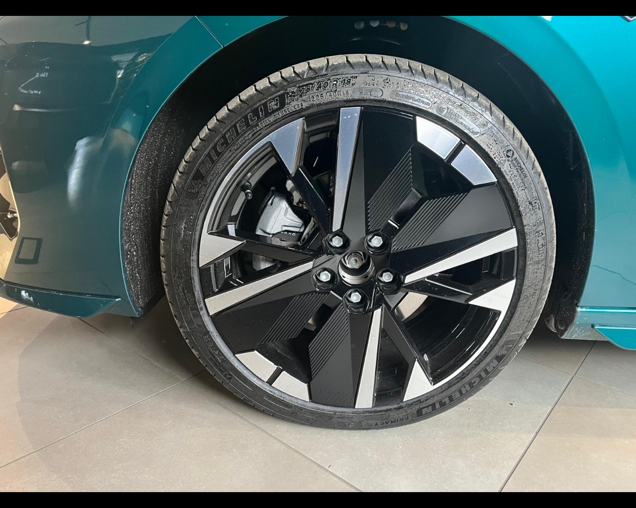 Foto PEUGEOT 308 1.2 hybrid GT 145cv e-dcs 6