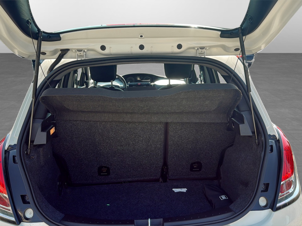 LANCIA Ypsilon 1.0 firefly hybrid Silver s&s 70cv Ibrida usato - 16