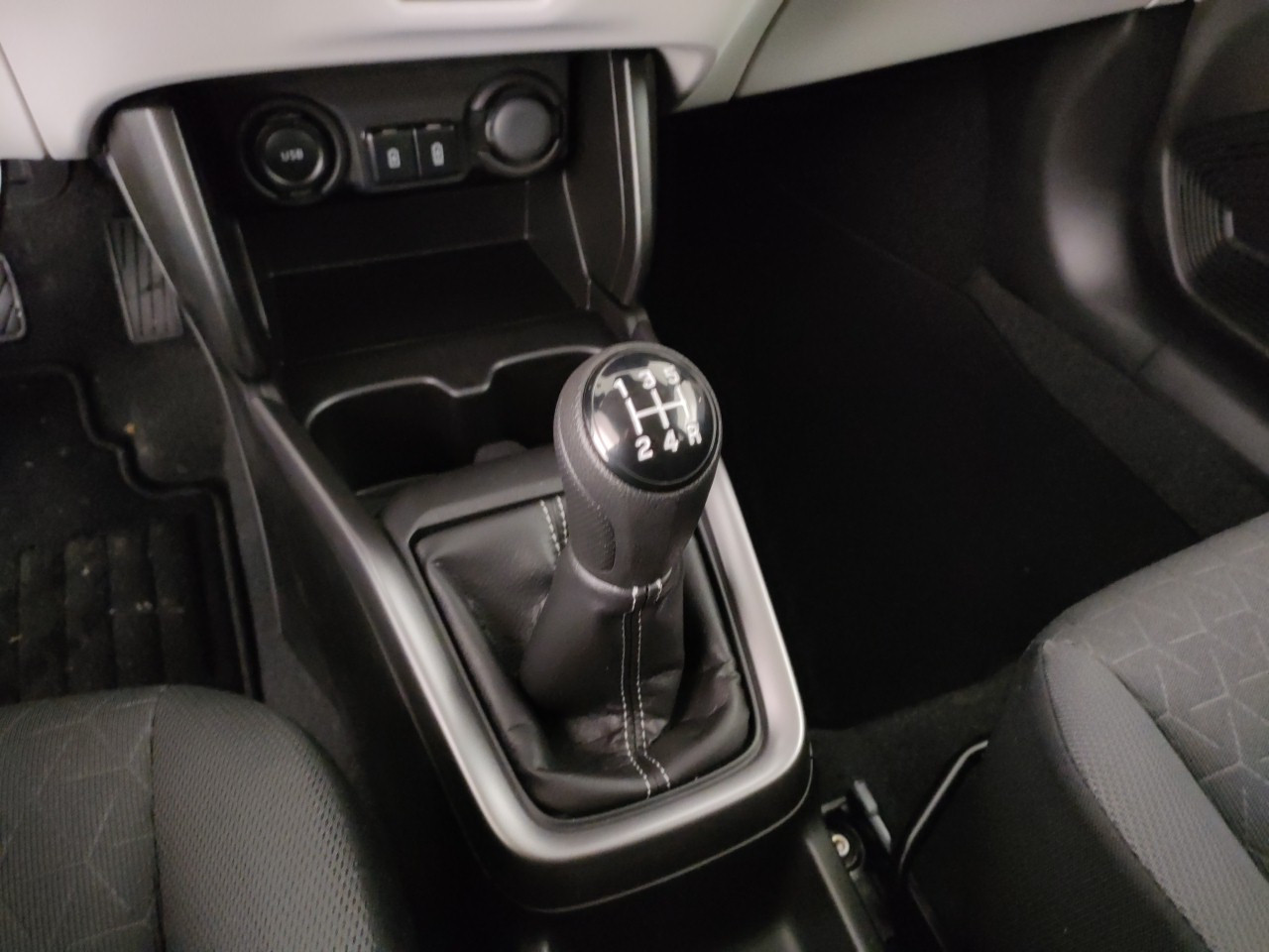 Suzuki Swift Nuovo Ibrido benzina Swift Porto Mantovano