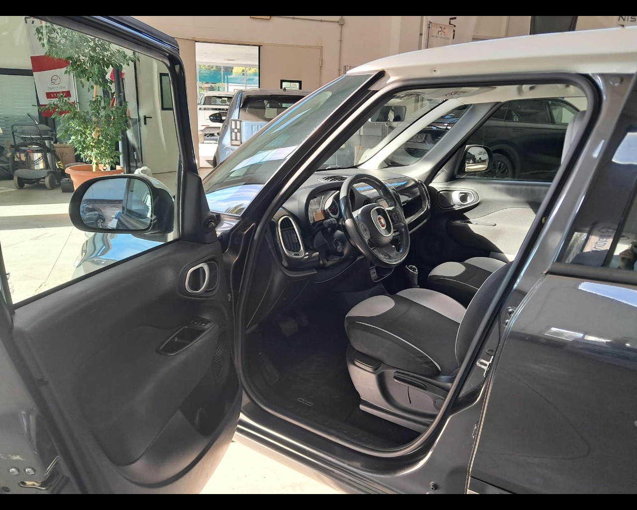 Foto FIAT 500L 1.3 mjt Pop Star 85cv dualogic