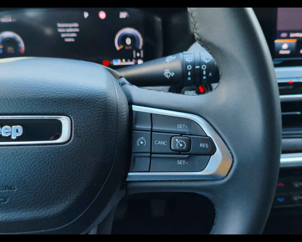 Foto JEEP Compass 1.5 turbo t4 mhev Longitude 2wd 130cv dct