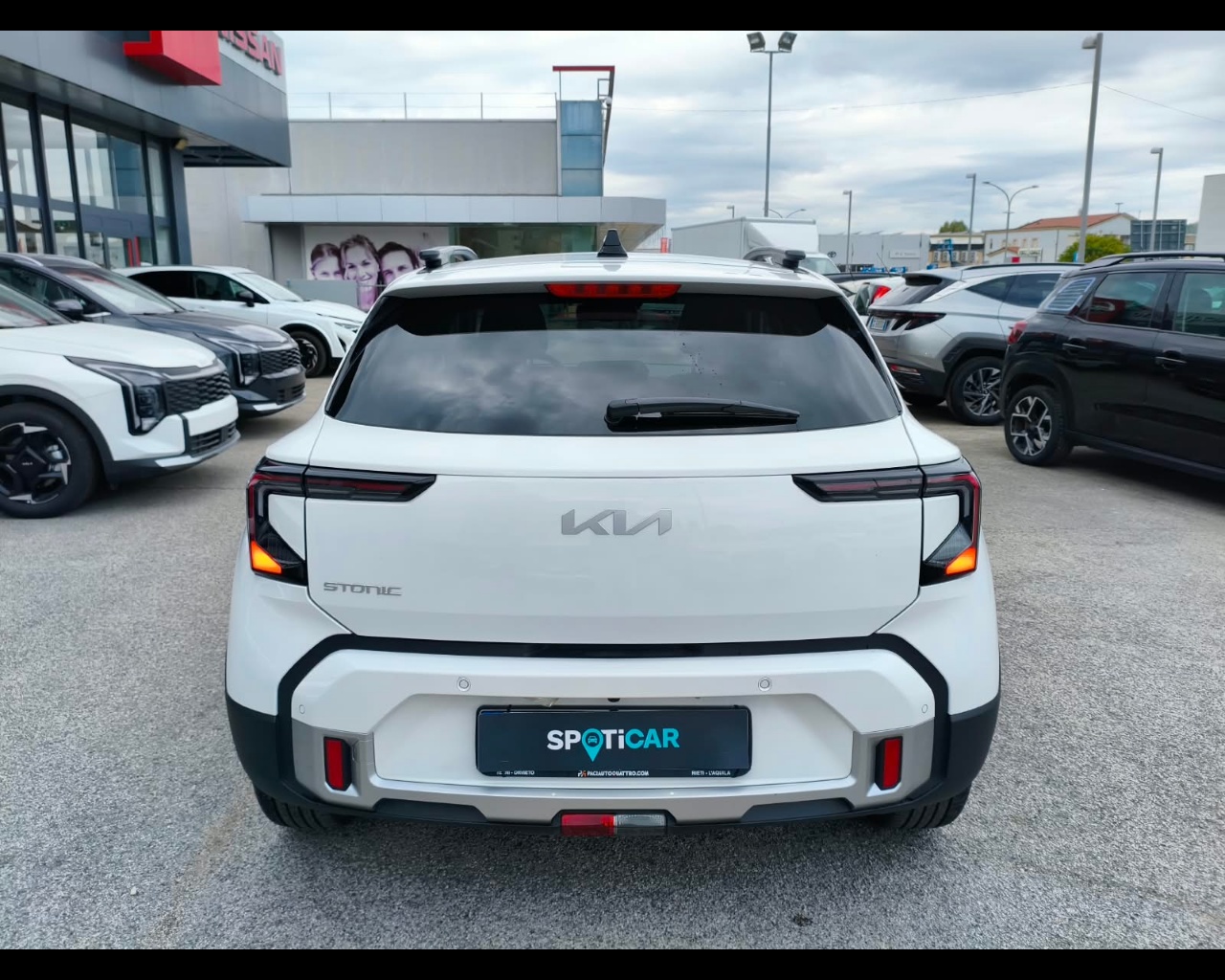 Foto KIA NUOVA STONIC 1.0 T-GDI MH STYLE LAUNCH
5 Door