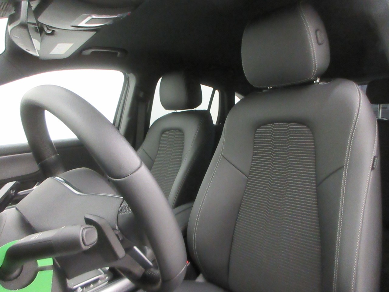 Mercedes GLA GLA 180 D Sport Plus 8G-DCT - 13