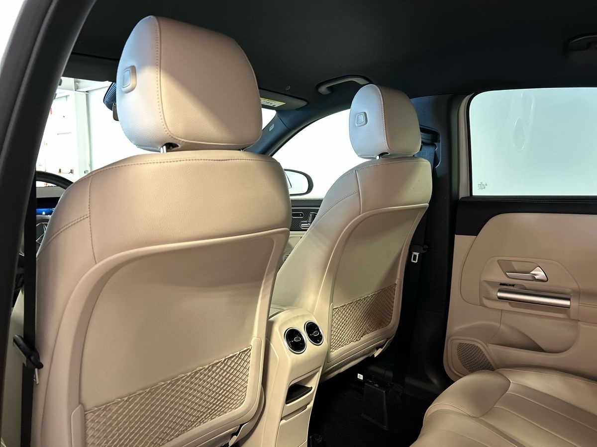 Mercedes GLA GLA 200 D Progressive Advanced Plus 8G-DCT - 18