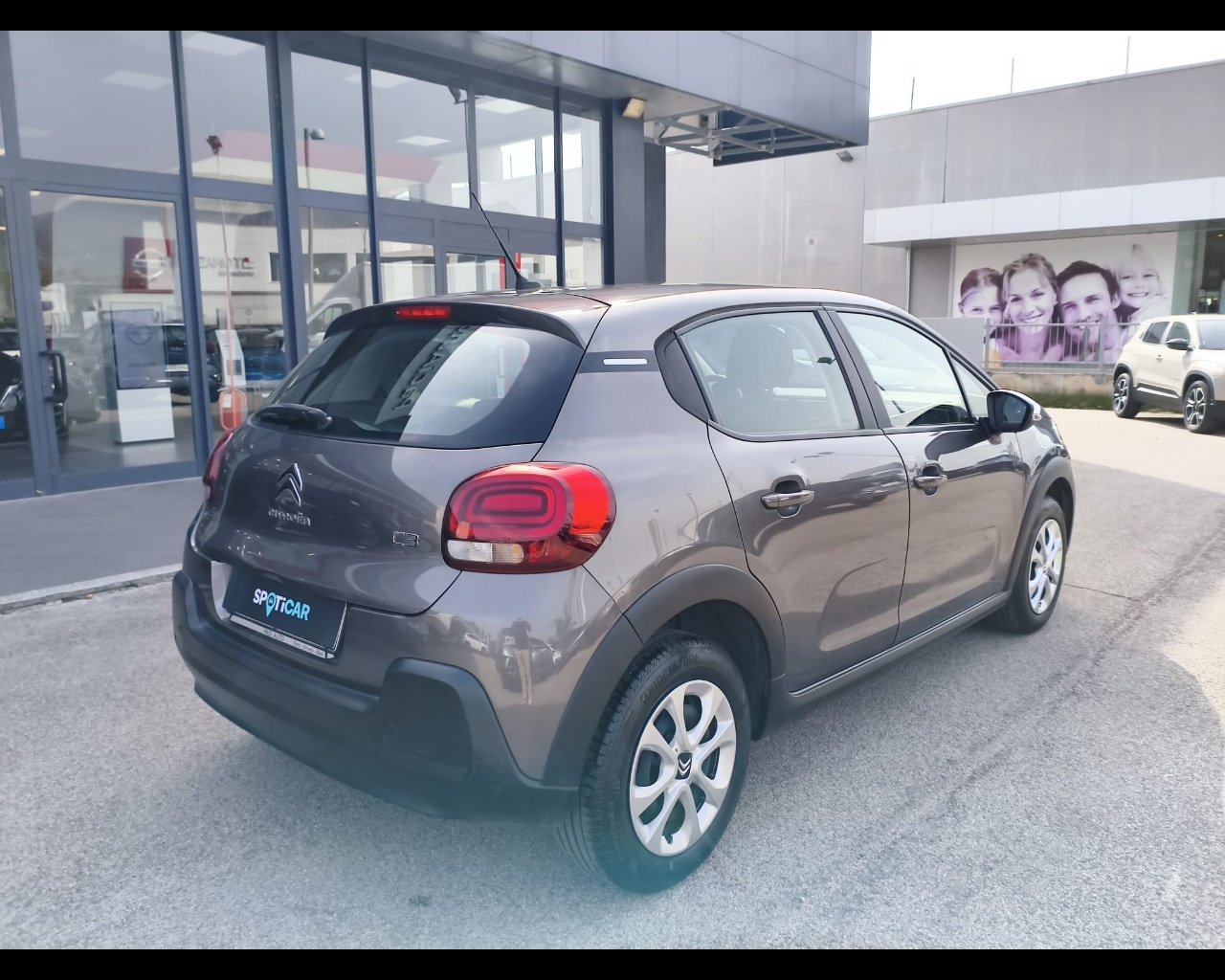 Foto CITROEN C3 1.2 puretech You! s&s 83cv