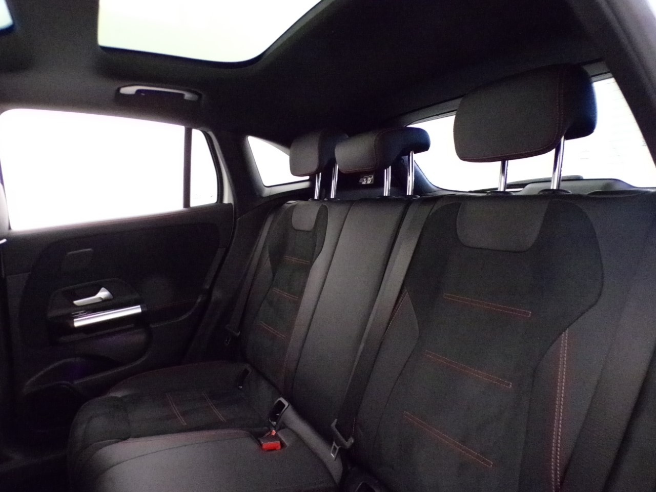 Mercedes GLA GLA 250 Premium 4Matic 8G-DCT - 16