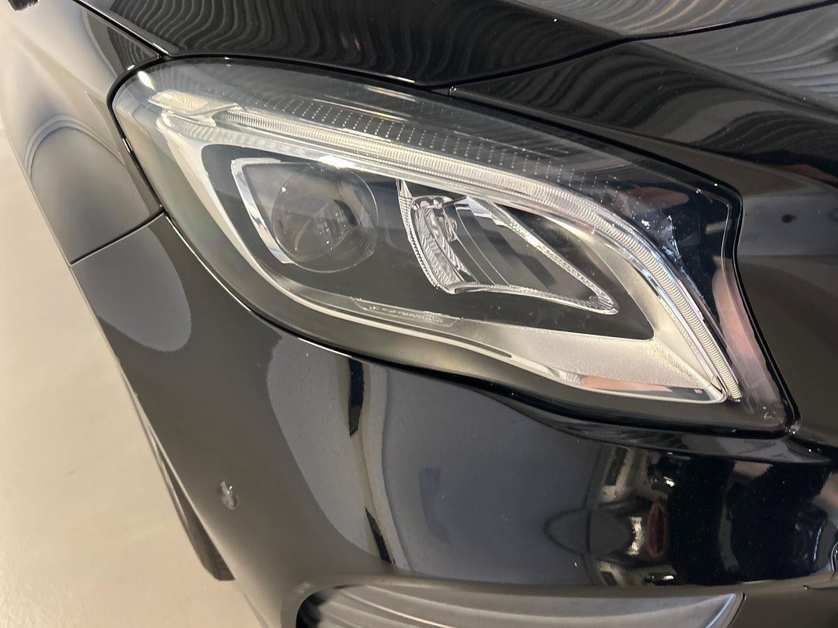 Mercedes GLA GLA 200 D Premium 7G-DCT - 7