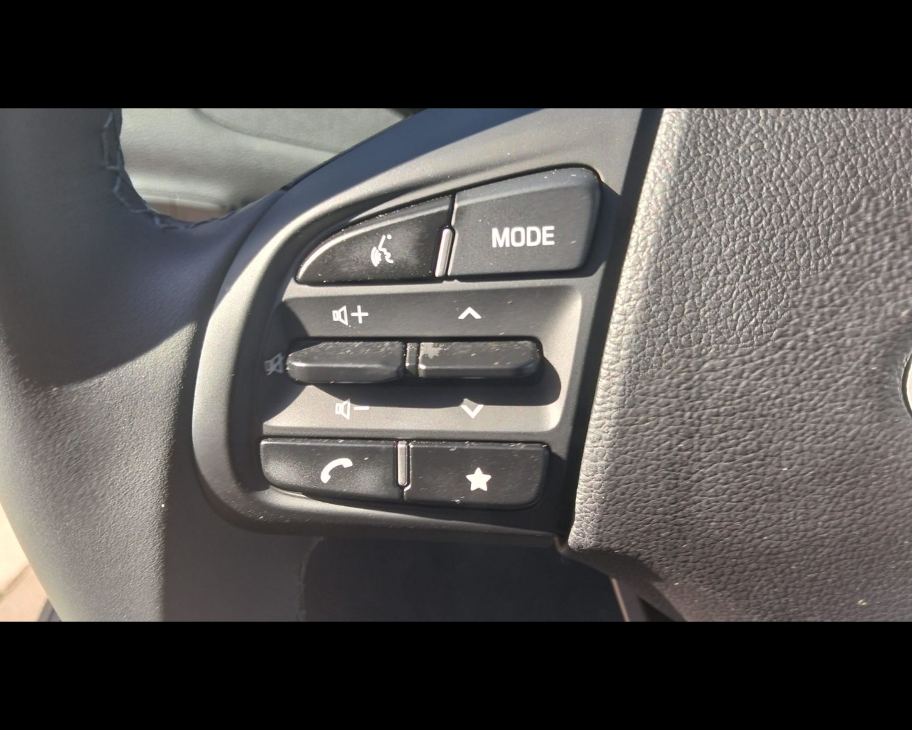 HYUNDAI i10 3ª serie i10 1.0 MPI Connectline benzina km0 - 5
