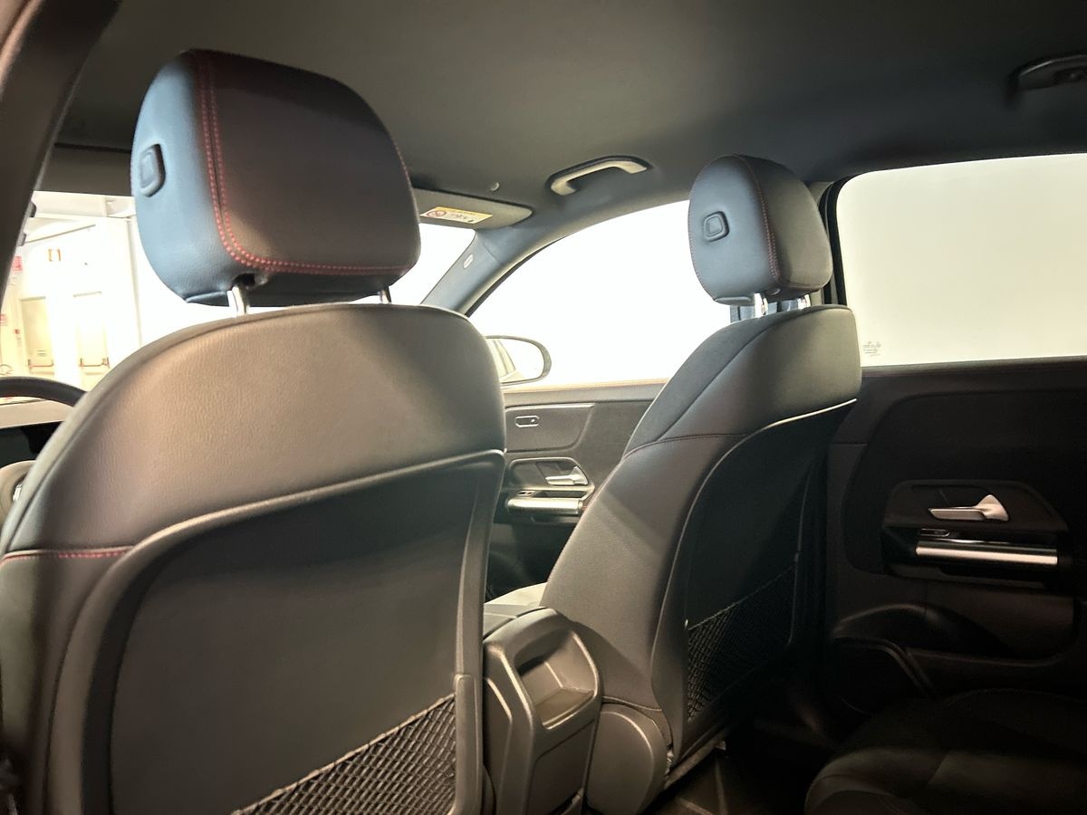 Mercedes  GLA 250 e Plug-In-Hybrid AMG Line Advanced Plus 8G-DCT - 18