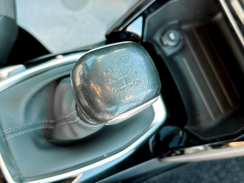 PEUGEOT 208 1.2 puretech Allure Navi Pack s&s 100cv Benzina usato - 14
