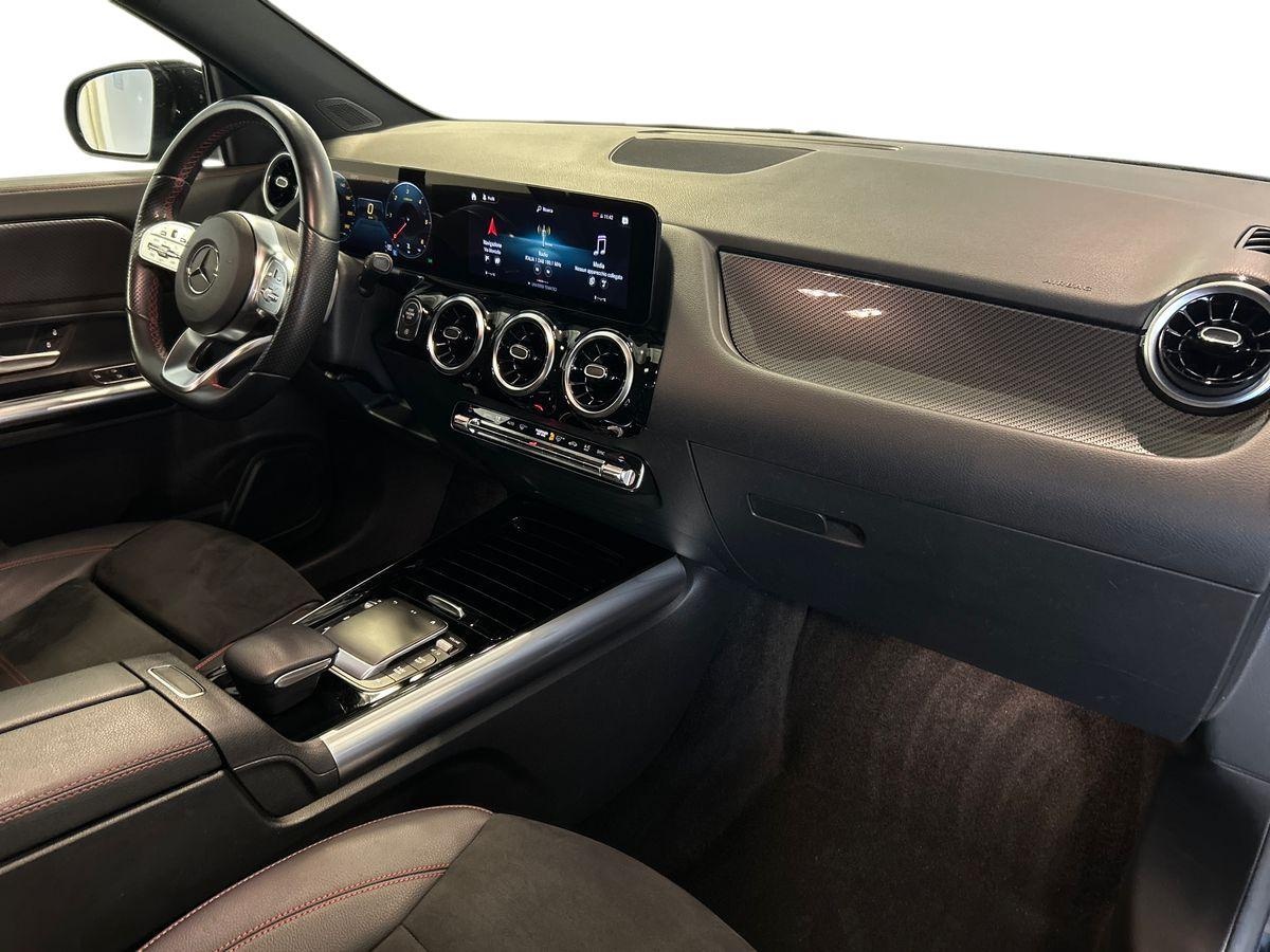 Mercedes GLA GLA 180 D Premium 8G-DCT - 15