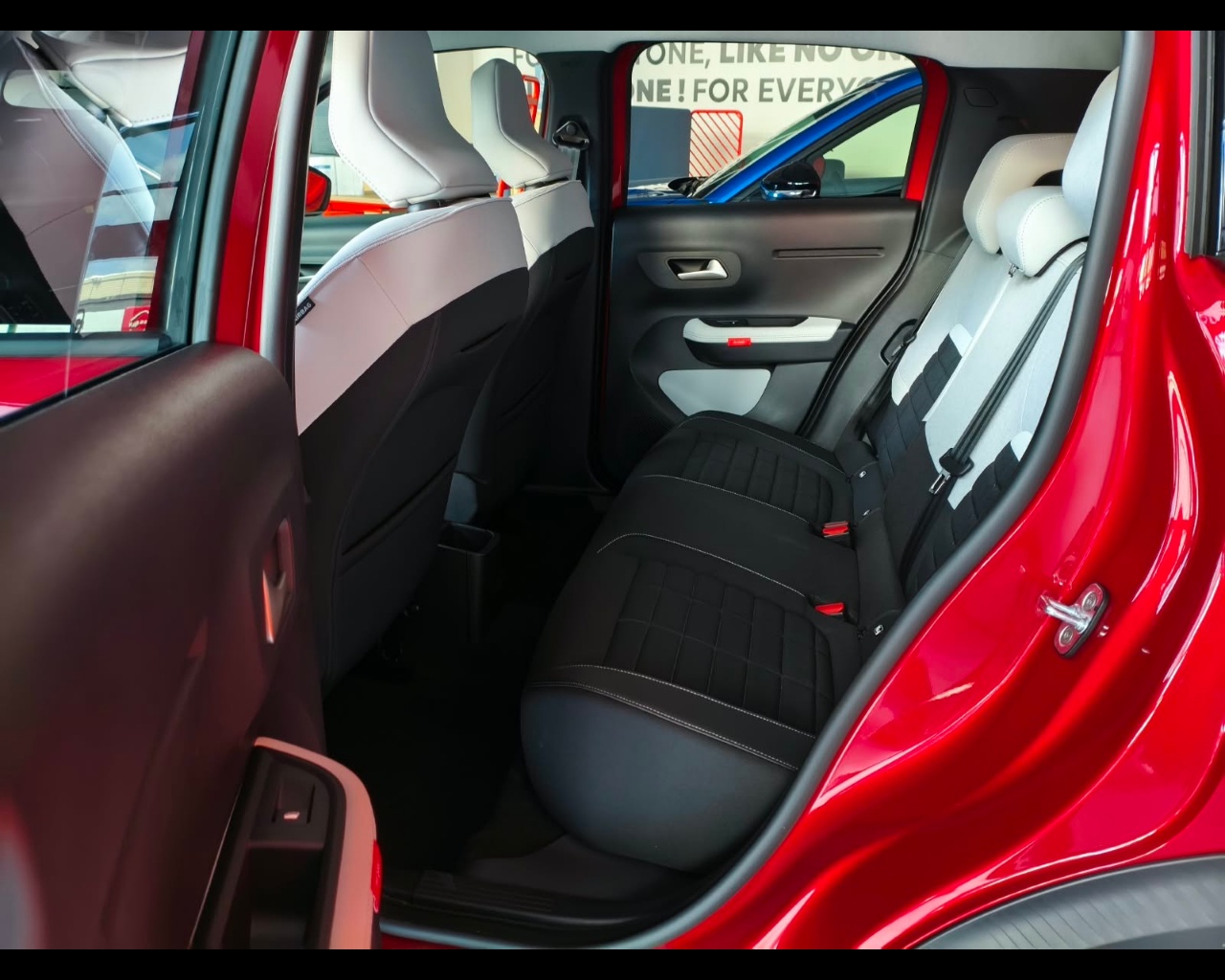 Foto CITROEN Nuova C3 Turbo 100cv - MAX