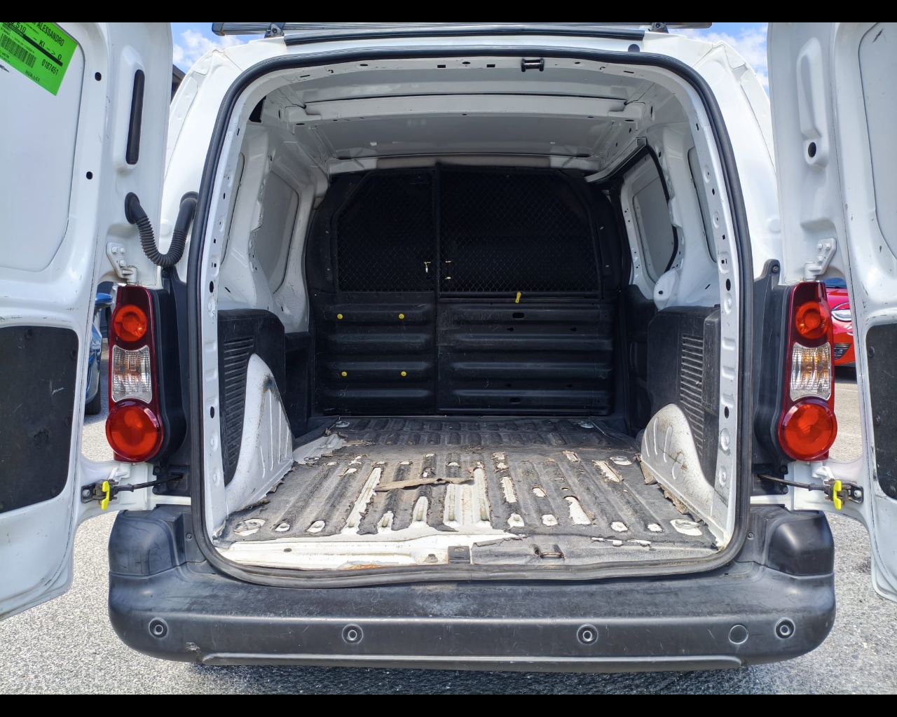 Foto PEUGEOT Partner 1.6 bluehdi 100cv L1 Prem.(comf.)3p.ti E6