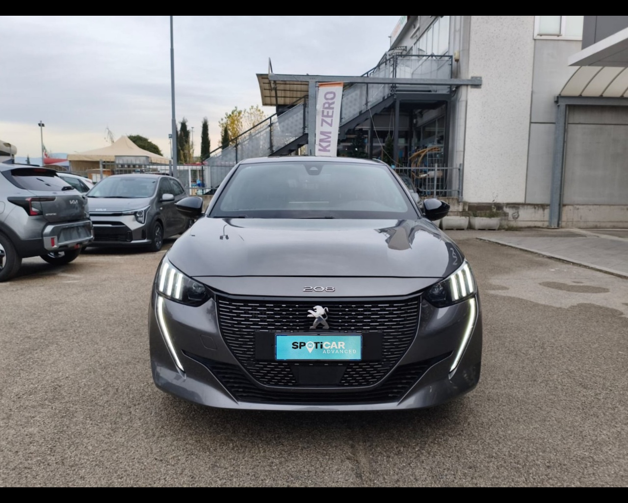 Foto PEUGEOT 208 1.5 bluehdi GT Pack s&s 100cv