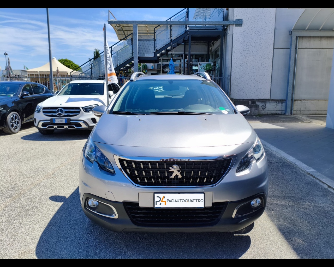 Foto PEUGEOT 2008 1.2 puretech Active s&s 82cv 