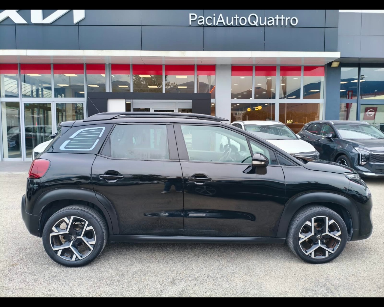 Foto CITROEN C3 Aircross 1.5 bluehdi Shine s&s 110cv
