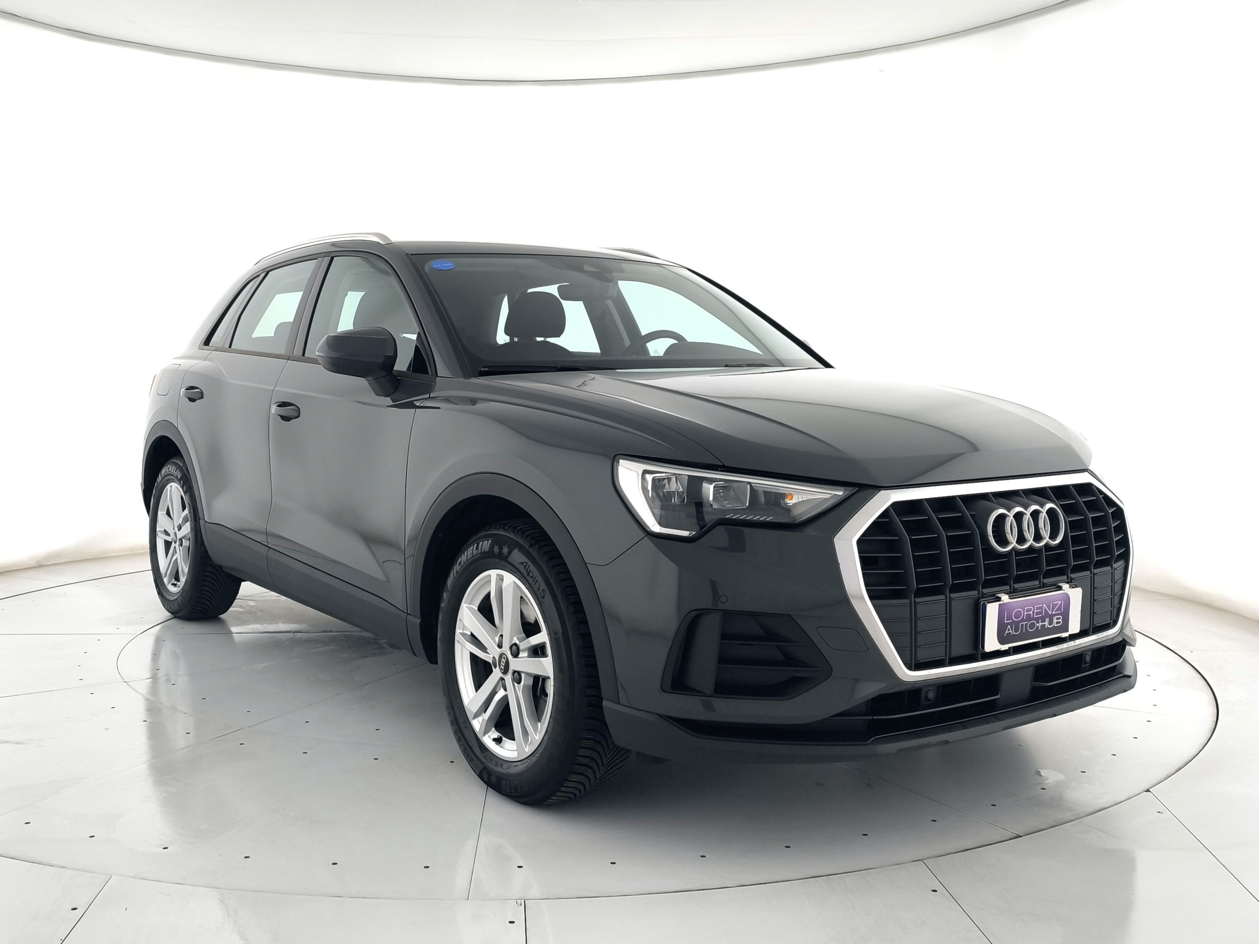 Q3 35 2.0 tdi Business s-tronic