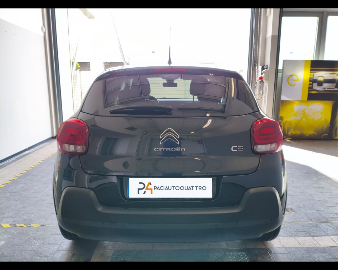 Foto CITROEN C3 1.2 puretech Max s&s 110cv