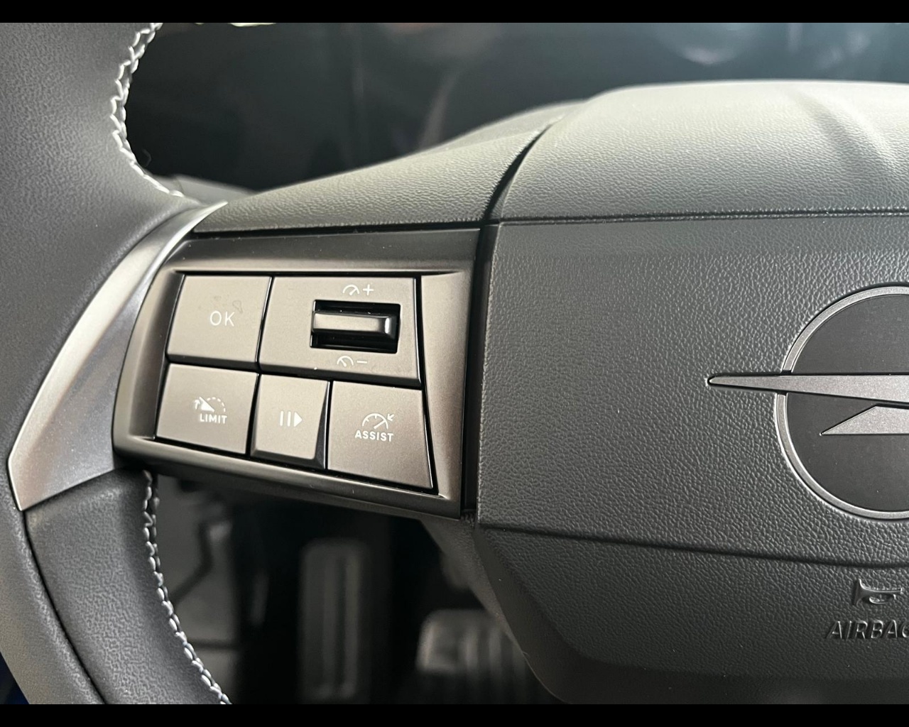 Foto OPEL Mokka Edition Benzina 136 CV (100 kW) Manuale