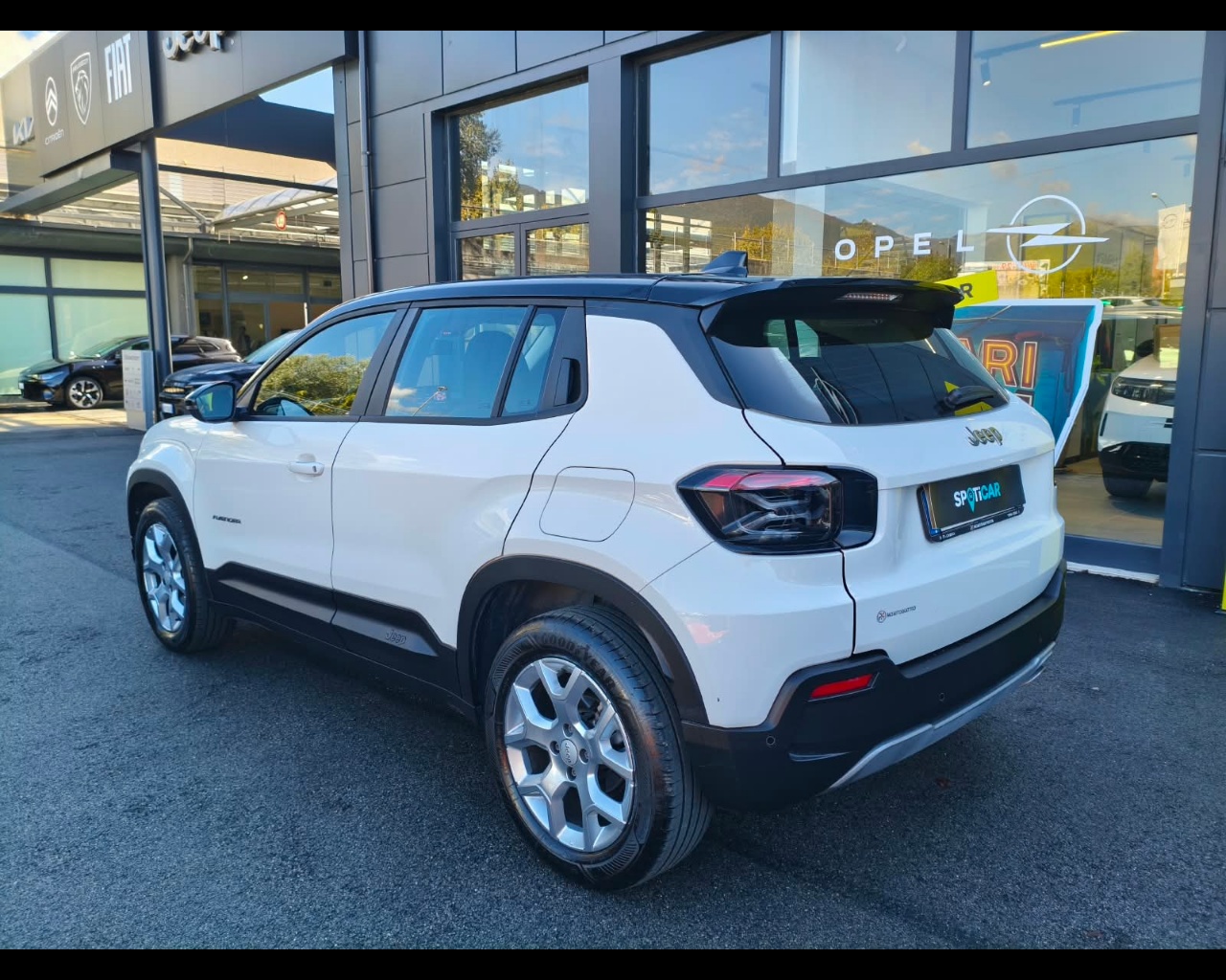 Foto JEEP Avenger 1.2 turbo Altitude fwd 100cv