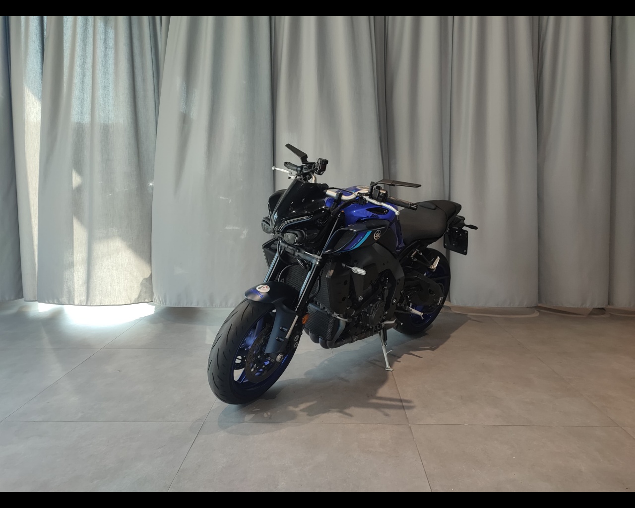 YAMAHA MT-10