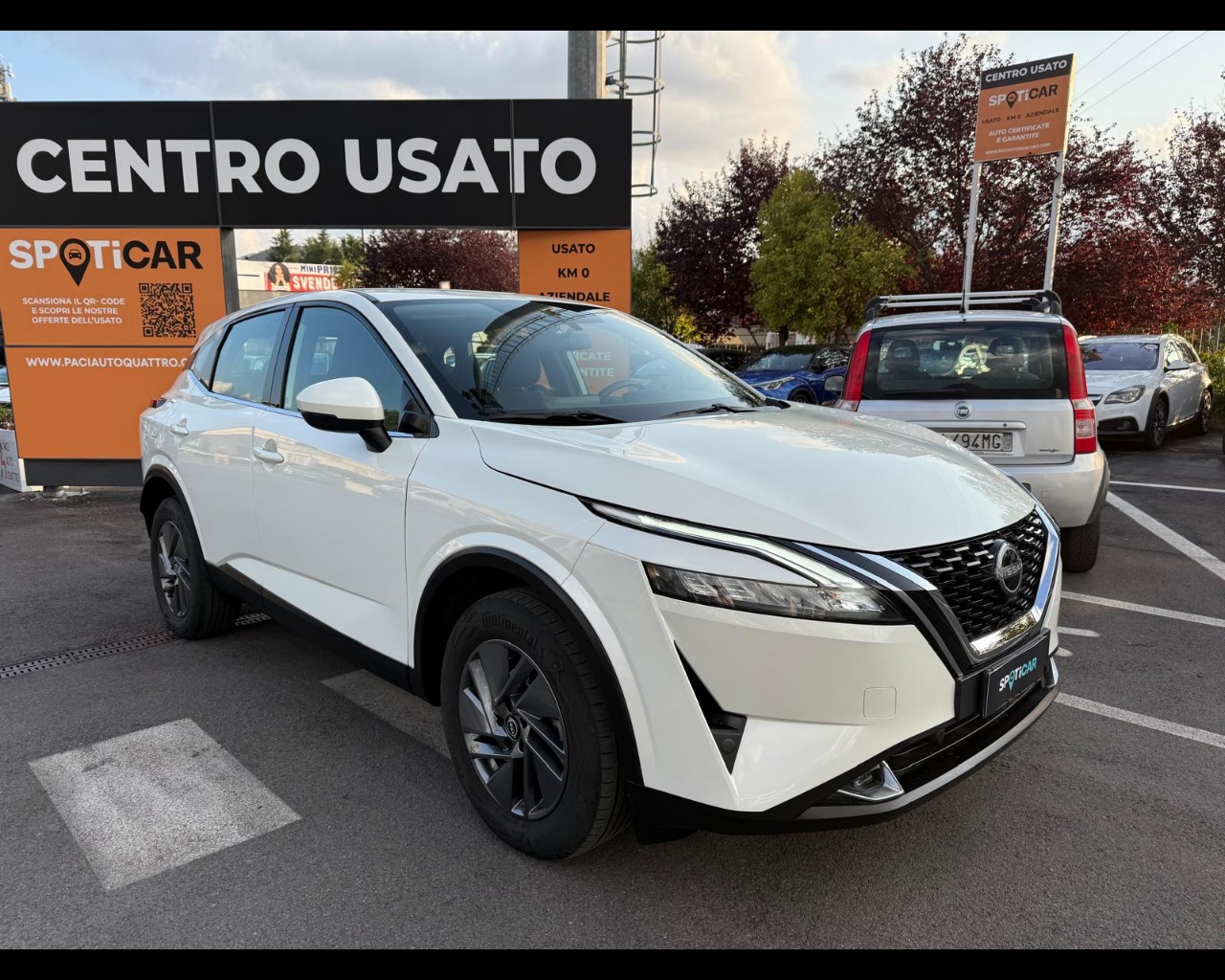 Foto NISSAN Qashqai 1.3 mhev Business 2wd 158cv xtronic