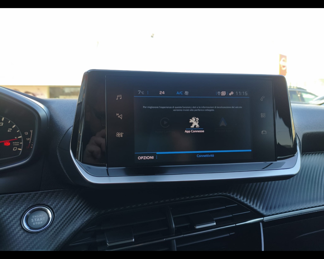 Foto PEUGEOT 2008 1.2 puretech Allure s&s 130cv eat8