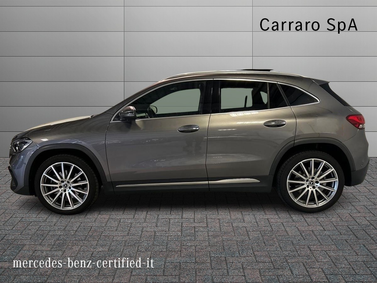 Mercedes GLA GLA 250 e Plug in hybrid (e EQ-POWER) Premium Speedshift DCT AMG 8G - 6