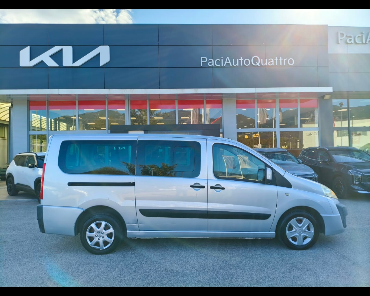 Foto PEUGEOT expert 2.0 hdi 120cv L2 tepee conf. 9p