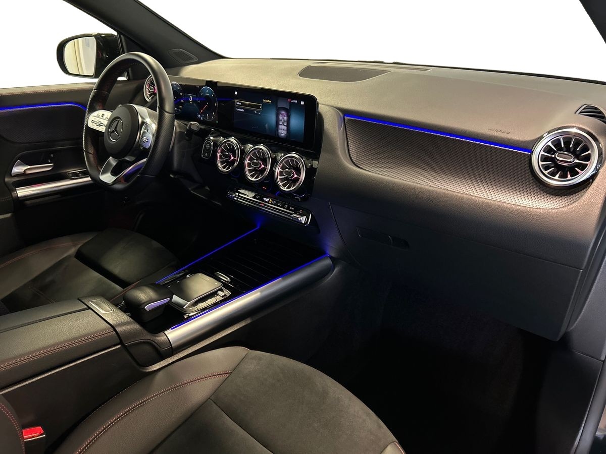 Mercedes GLA GLA 180 D Premium 8G-DCT - 15