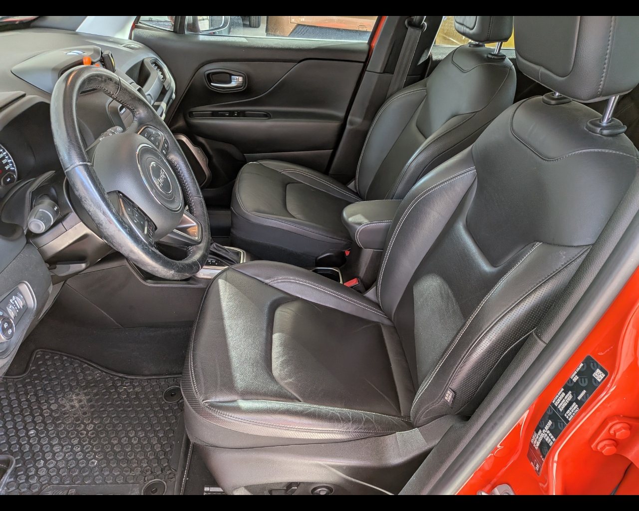Foto JEEP Renegade 2.0 mjt Limited 4wd 140cv auto 9m