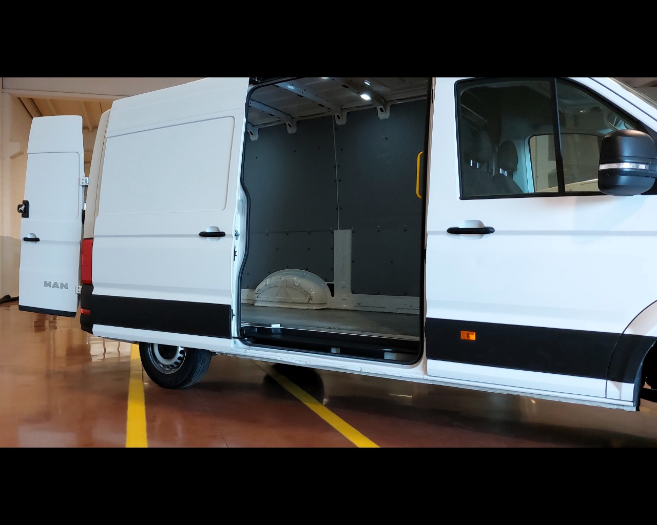 MAN TGE 3.140 PASSO 3640