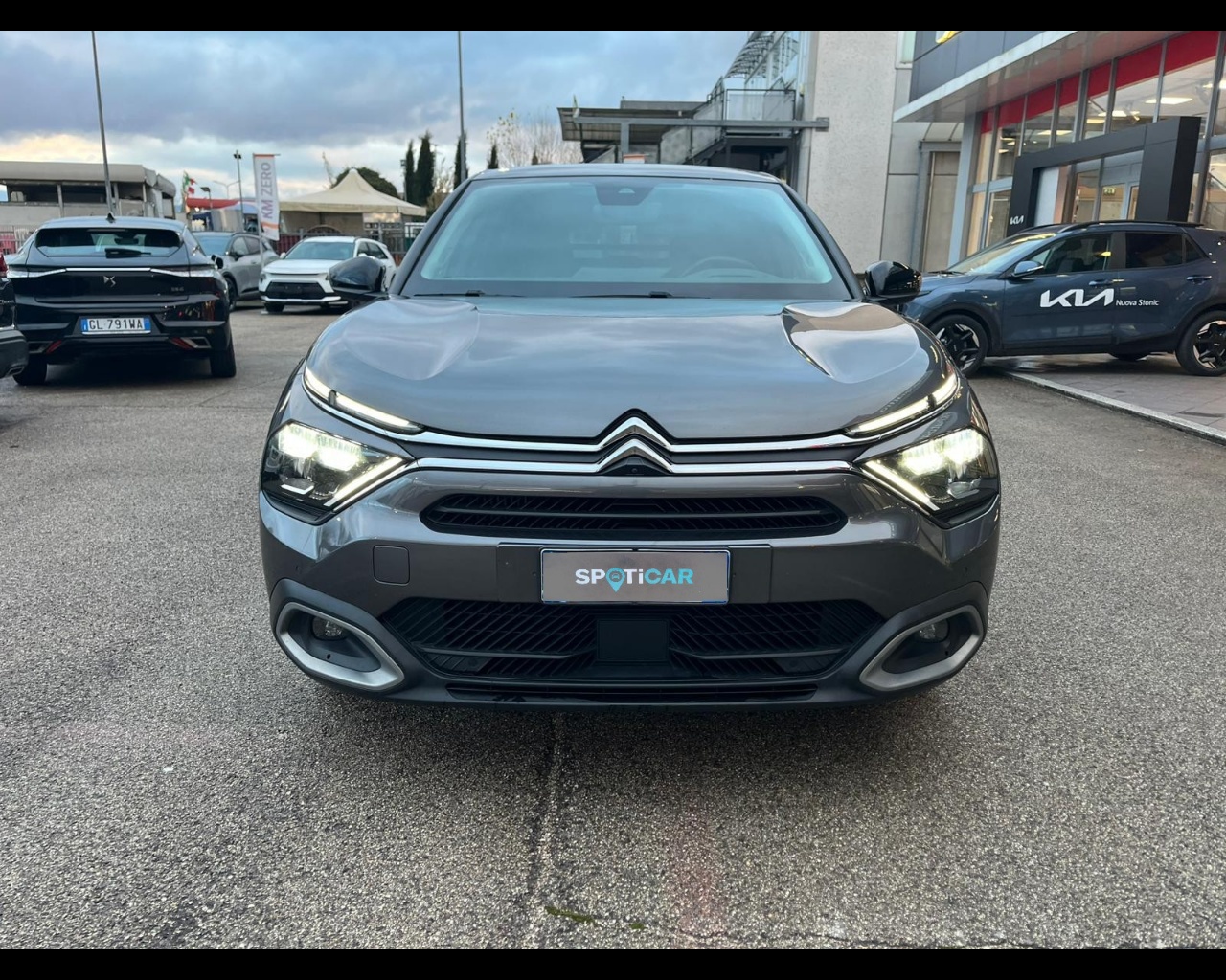 Foto CITROEN C4 1.2 puretech Shine s&s 130cv eat8