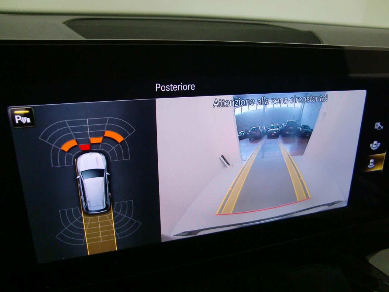 Mercedes GLB GLB 180 D Sport 8G-DCT - 18