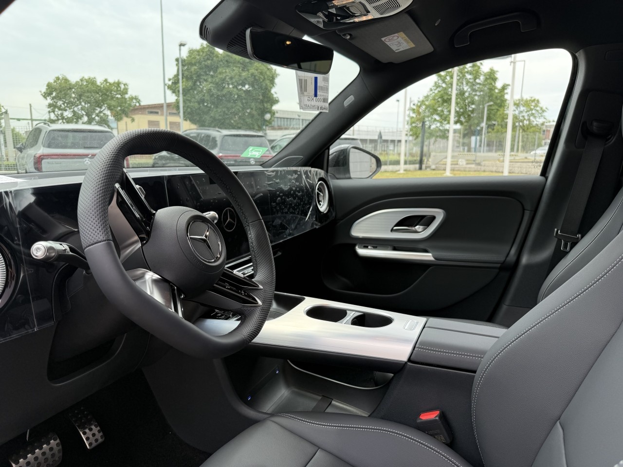 Mercedes GLB Elettrica GLB 250+ con tecnologia EQ Advanced Plus - 8