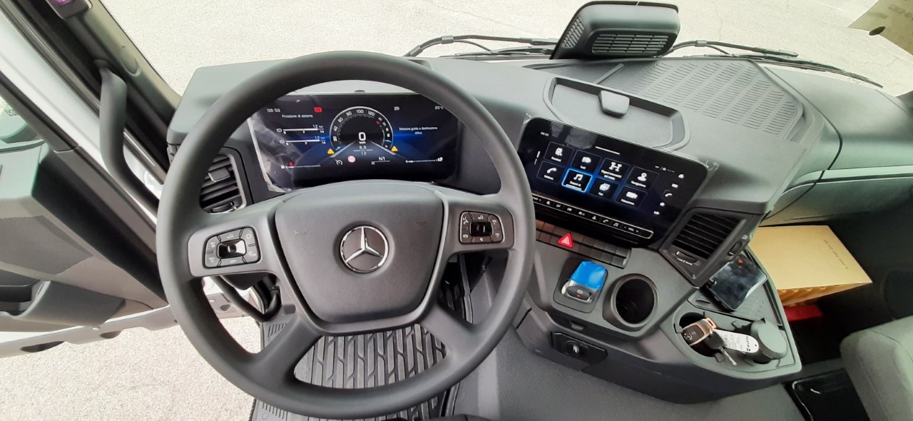 Mercedes Arocs Arocs  4151 K - 8