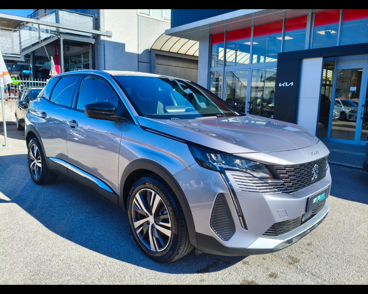 Foto PEUGEOT 3008 1.5 bluehdi Allure Pack s&s 130cv eat8