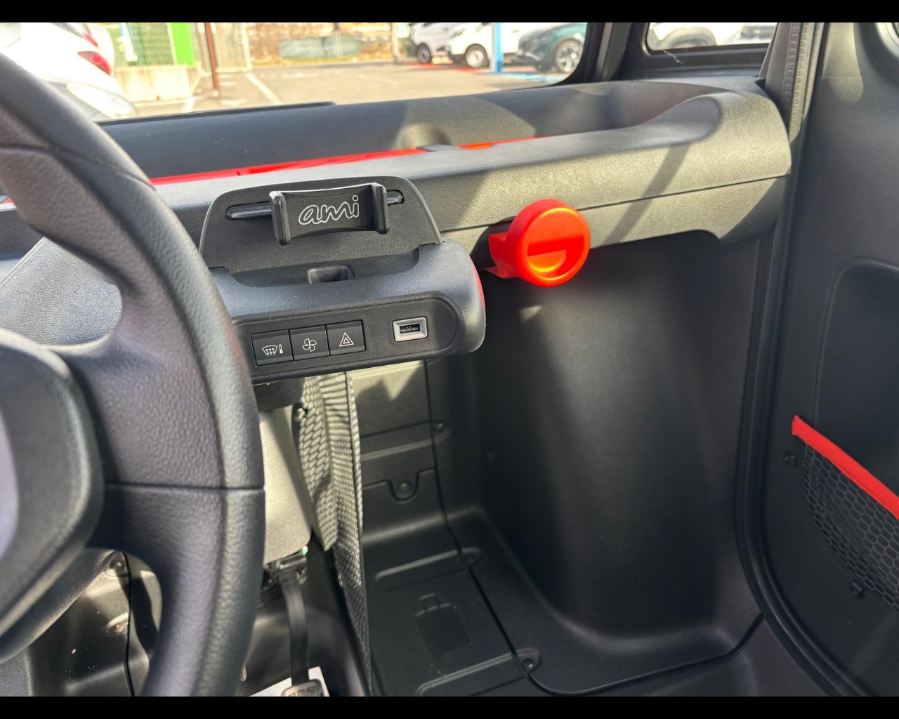 Foto AMI MINICAR AMI POP