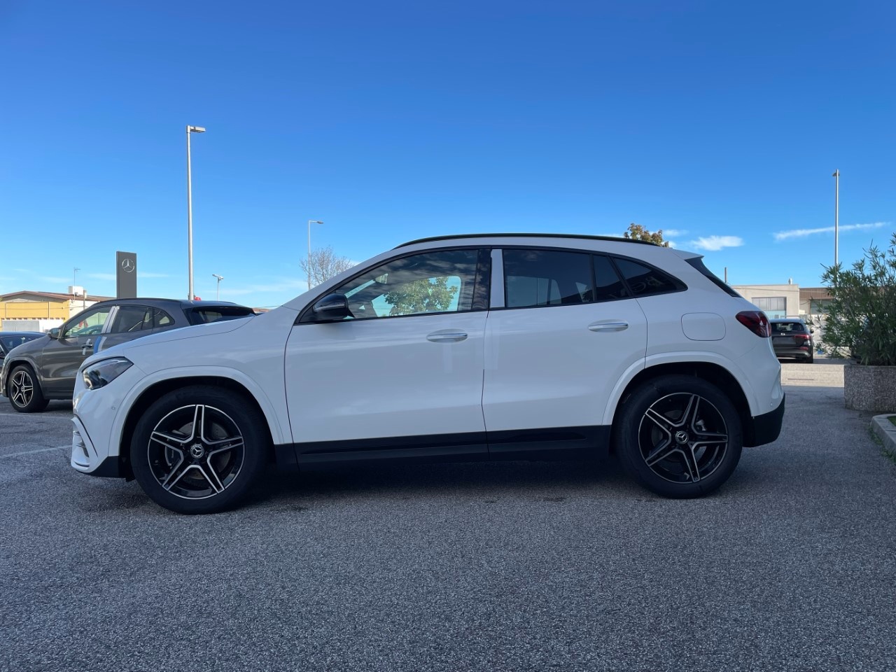 Mercedes GLA GLA 180 d Automatic AMG Line ADVANCED PLUS - 4