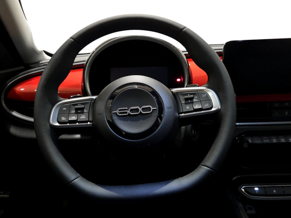 FIAT 600 Hybrid Icon 1.2 Hybrid 145cv Ibrida km0 - 11