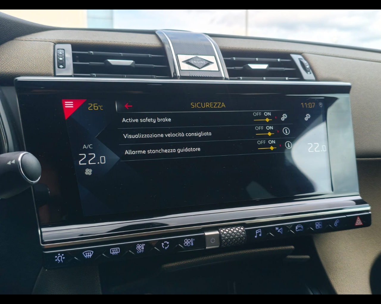 Foto DS DS7 Crossback 1.5 bluehdi Grand Chic 130cv auto