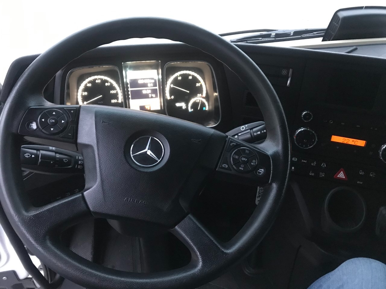 Mercedes Actros actros 2543 L flat cab. Str.Sp. 2,5 Euro VI - 14